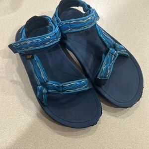 Boys size 3 Teva blue sandles